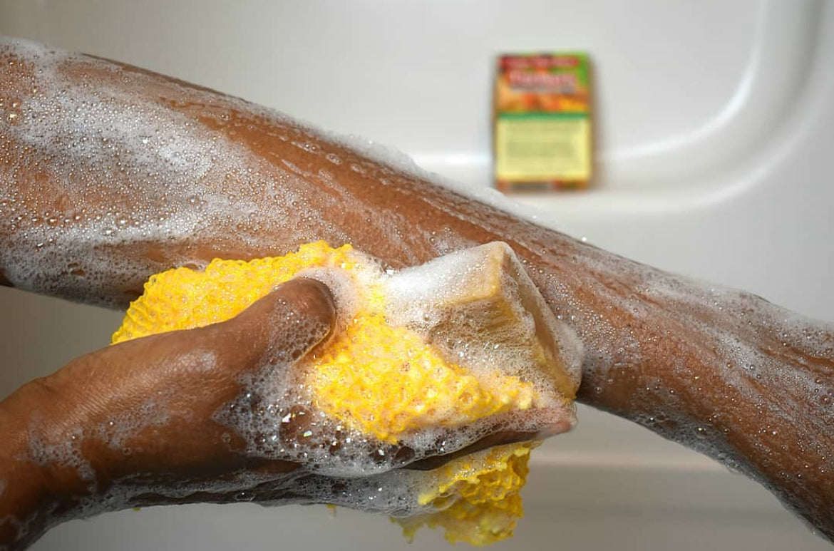 Soaps that heal authentic african net sponge, better than a loofah, oilblends products, turmeric natural lightening soap bar and wash cloth, how to exfoliate properly in the shower, face wash cloth